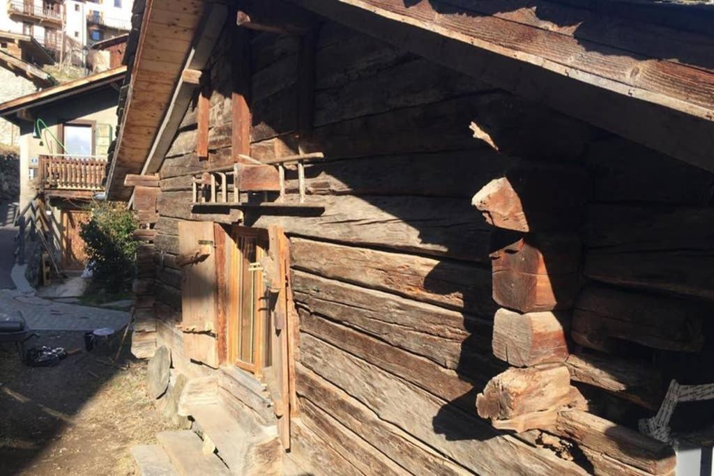 La Cabane De L'Homme Tranquille Le Tretien Exterior photo