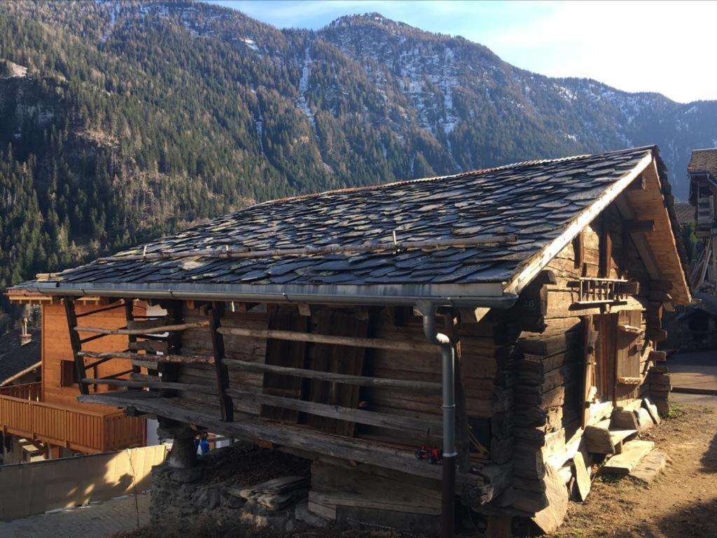 La Cabane De L'Homme Tranquille Le Tretien Exterior photo